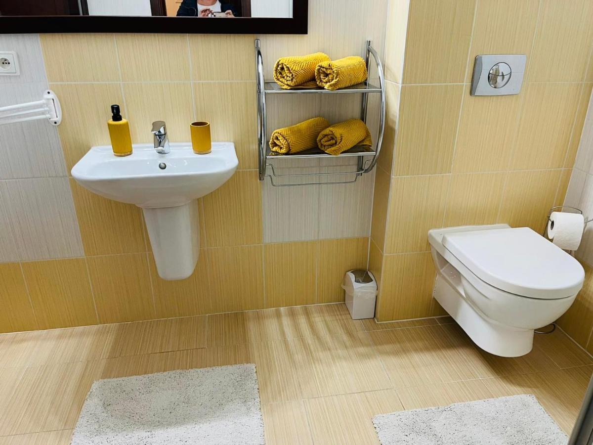 רוז'ומברוק Apartman Olivia 8 Hrabovska Dolina מראה חיצוני תמונה